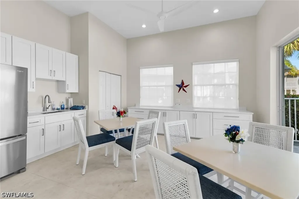 215 Waterside Circle Marco Island FL 34145