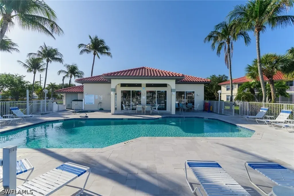 215 Waterside Circle Marco Island FL 34145