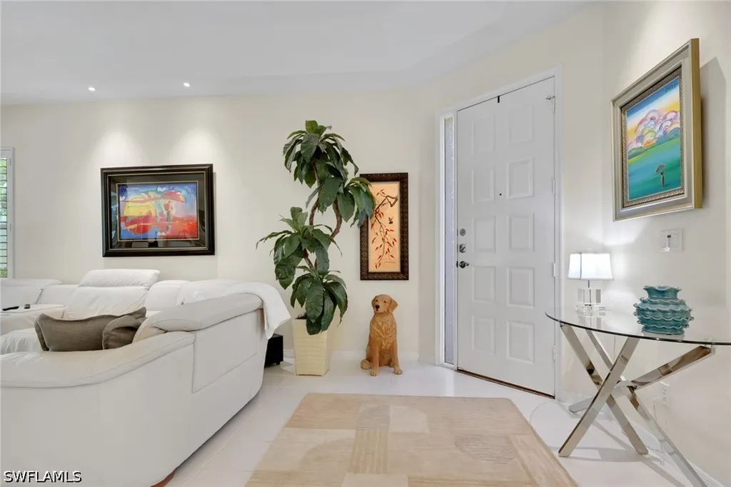 128 Livermore Lane Naples FL 34119