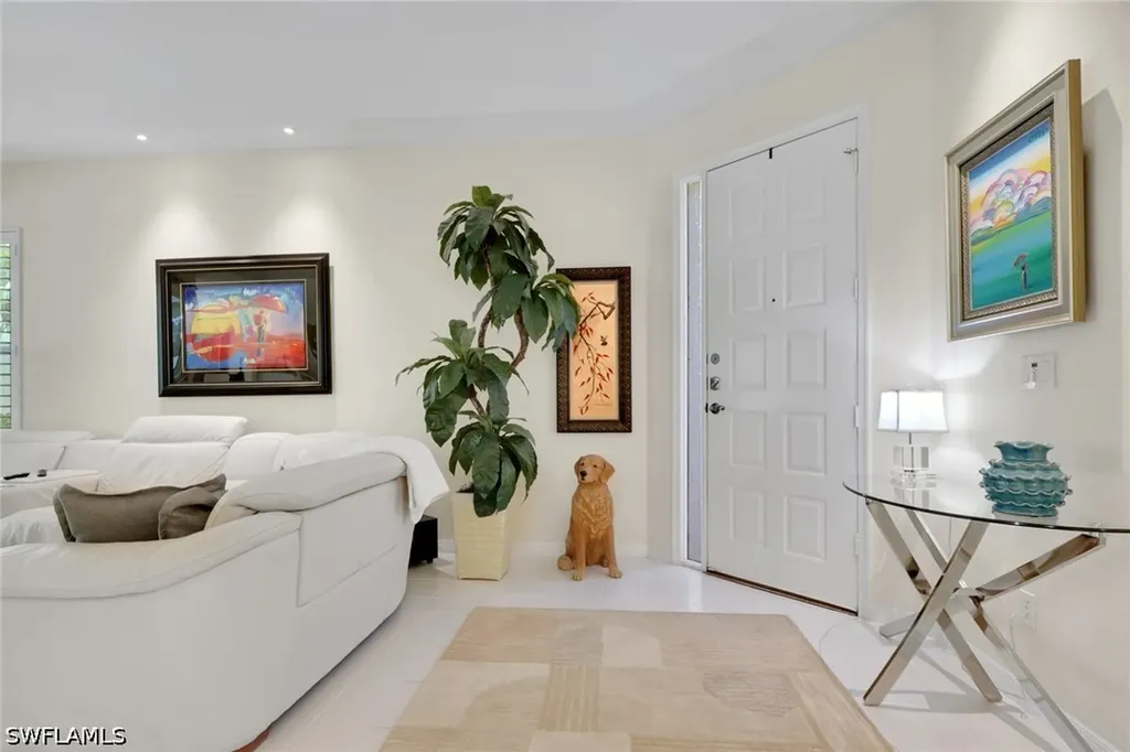 128 Livermore Lane Naples FL 34119
