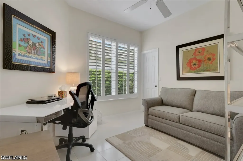 128 Livermore Lane Naples FL 34119