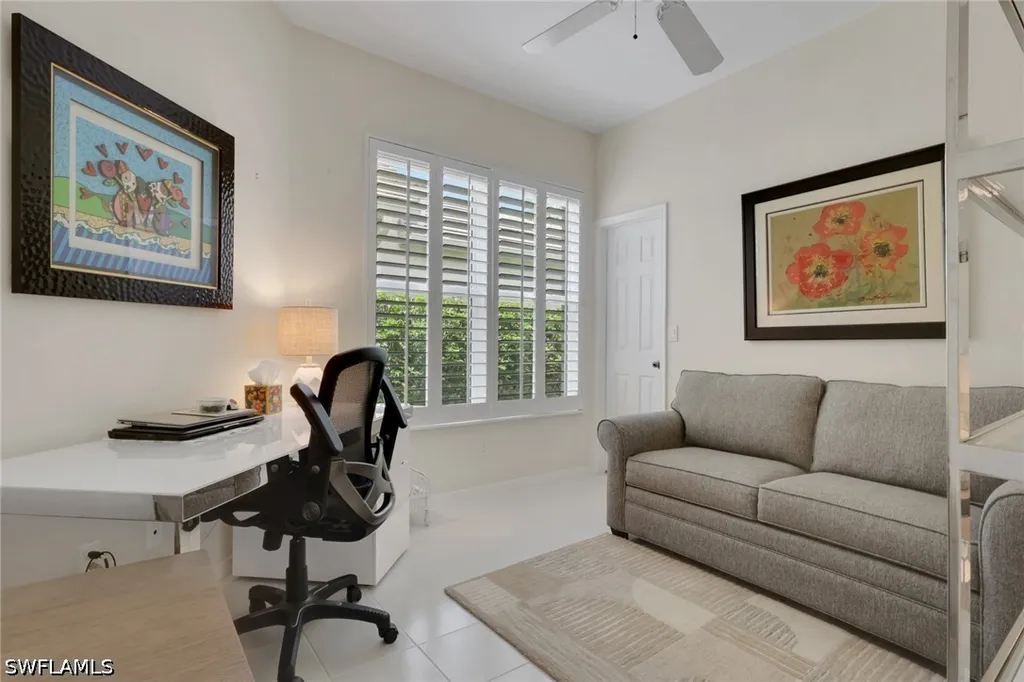128 Livermore Lane Naples FL 34119
