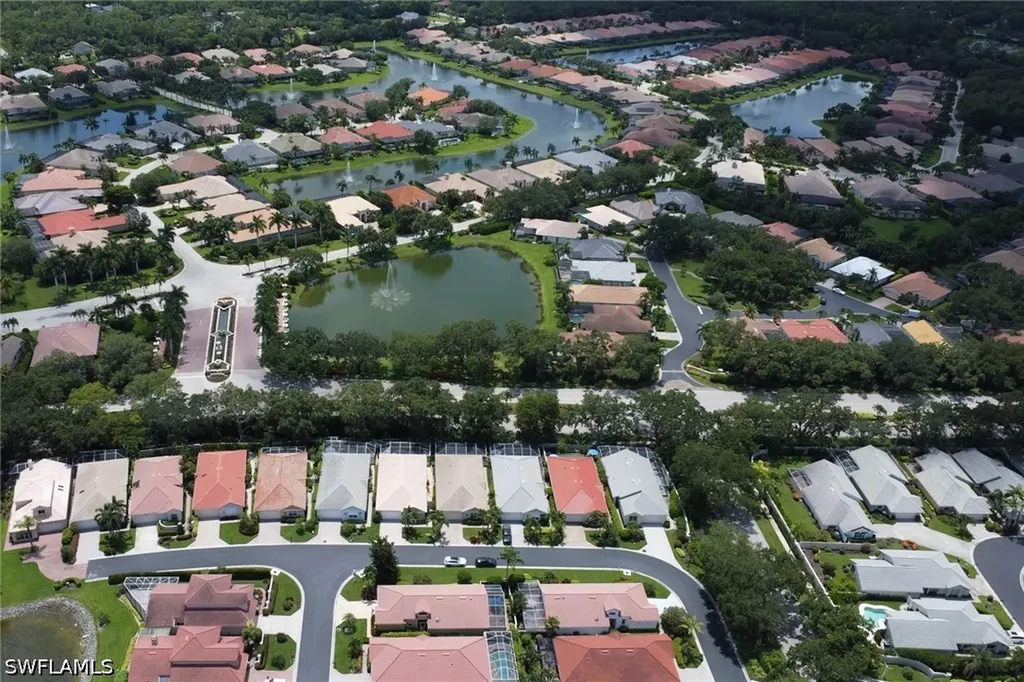 128 Livermore Lane Naples FL 34119