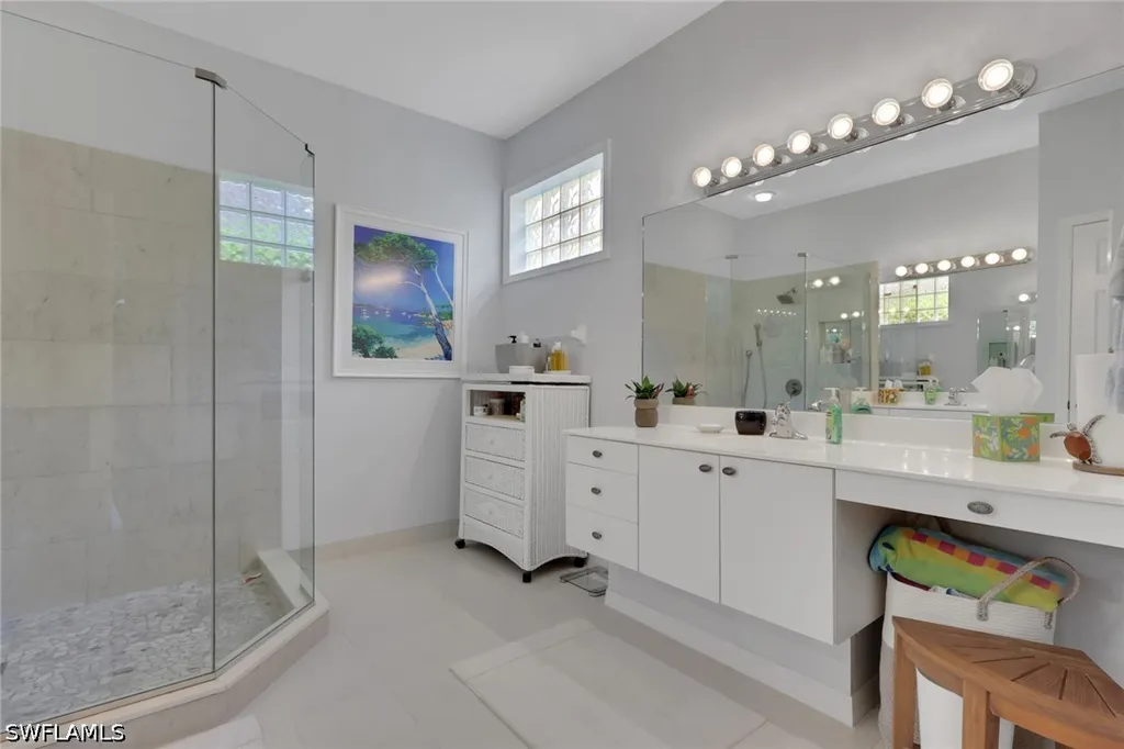 128 Livermore Lane Naples FL 34119