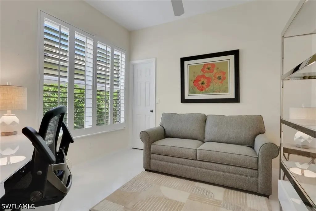 128 Livermore Lane Naples FL 34119