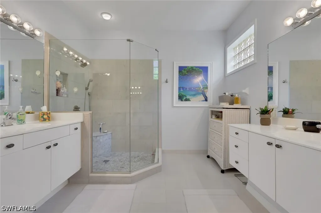 128 Livermore Lane Naples FL 34119