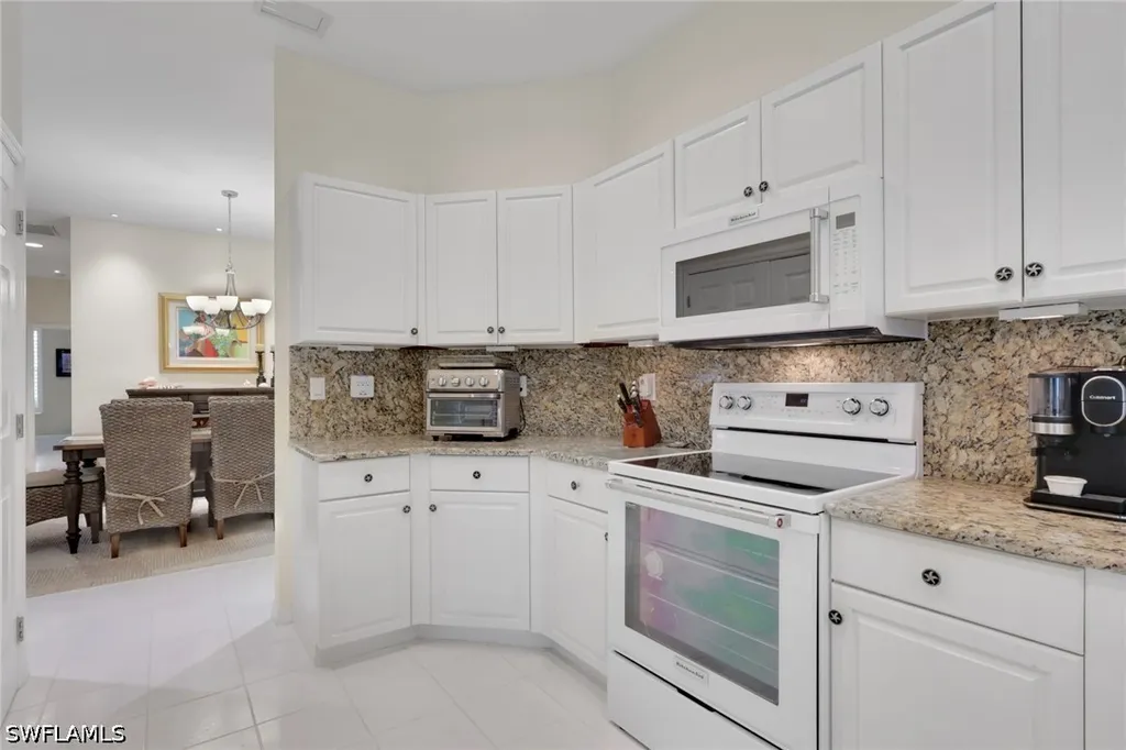 128 Livermore Lane Naples FL 34119