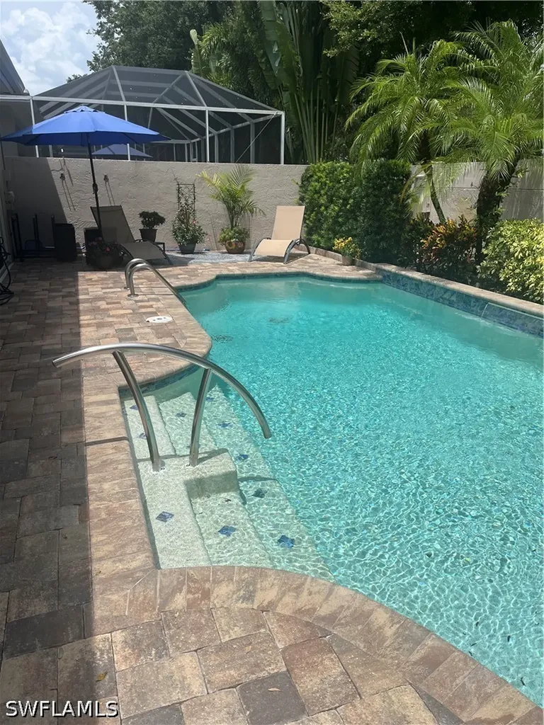 128 Livermore Lane Naples FL 34119