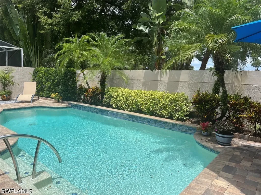128 Livermore Lane Naples FL 34119