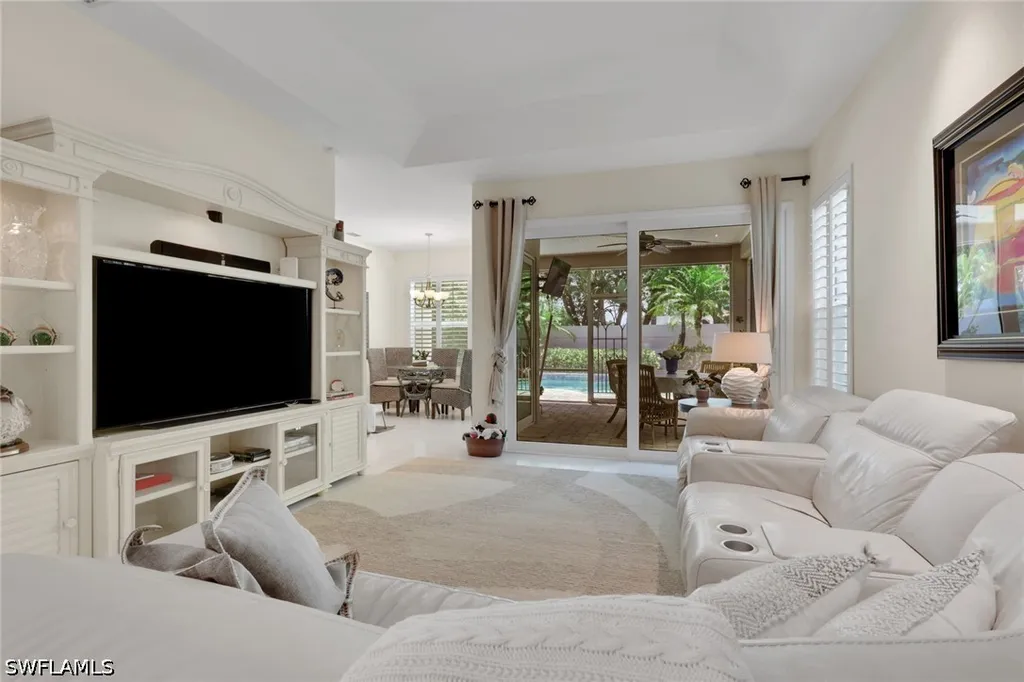 128 Livermore Lane Naples FL 34119
