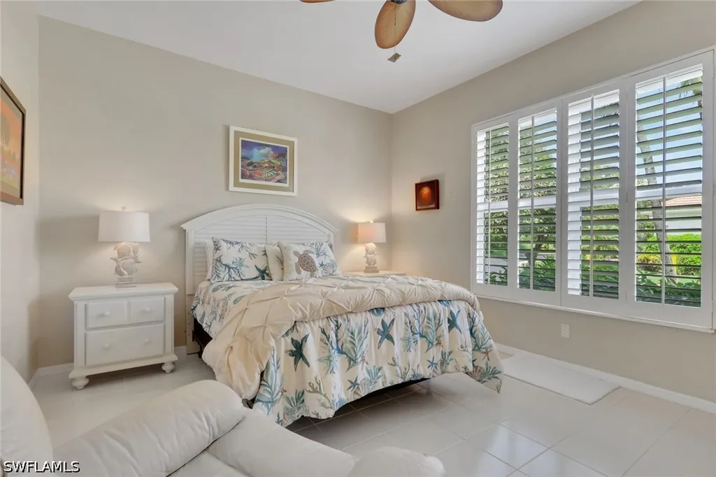128 Livermore Lane Naples FL 34119