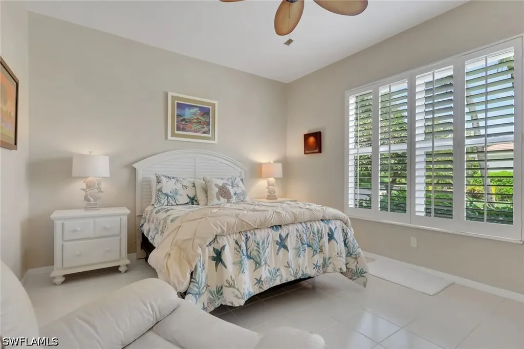 128 Livermore Lane Naples FL 34119