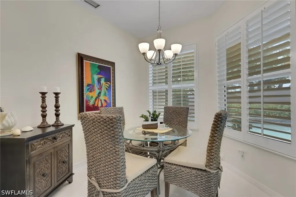 128 Livermore Lane Naples FL 34119