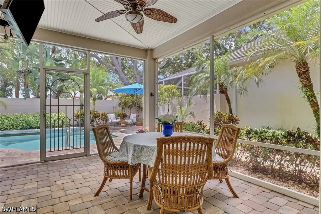 128 Livermore Lane Naples FL 34119