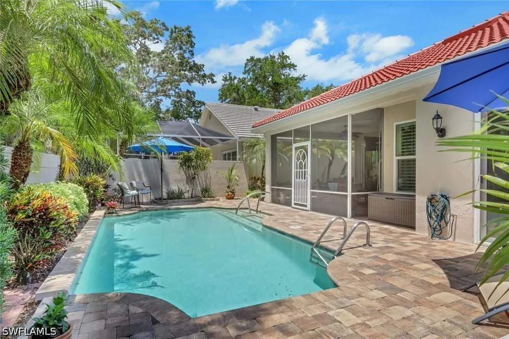 128 Livermore Lane Naples FL 34119