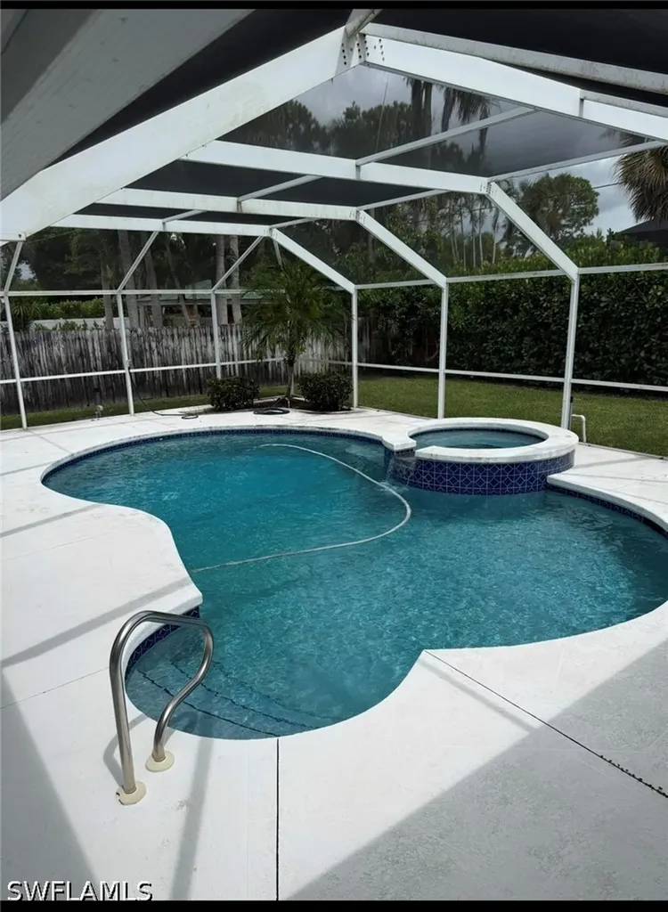 1166 Royal Palm Drive Naples FL 34103