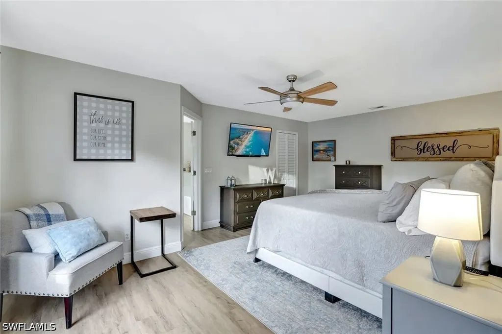 231 16th Street NE Naples FL 34120