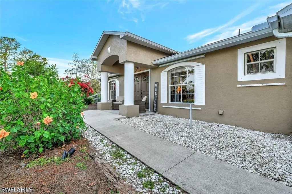 231 16th Street NE Naples FL 34120