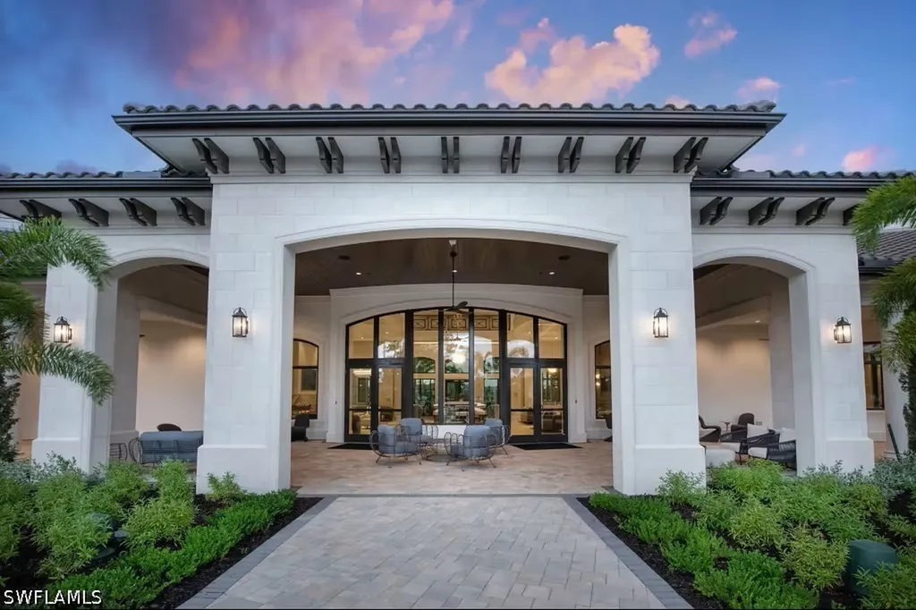 1845 Amador Court Naples FL 34120