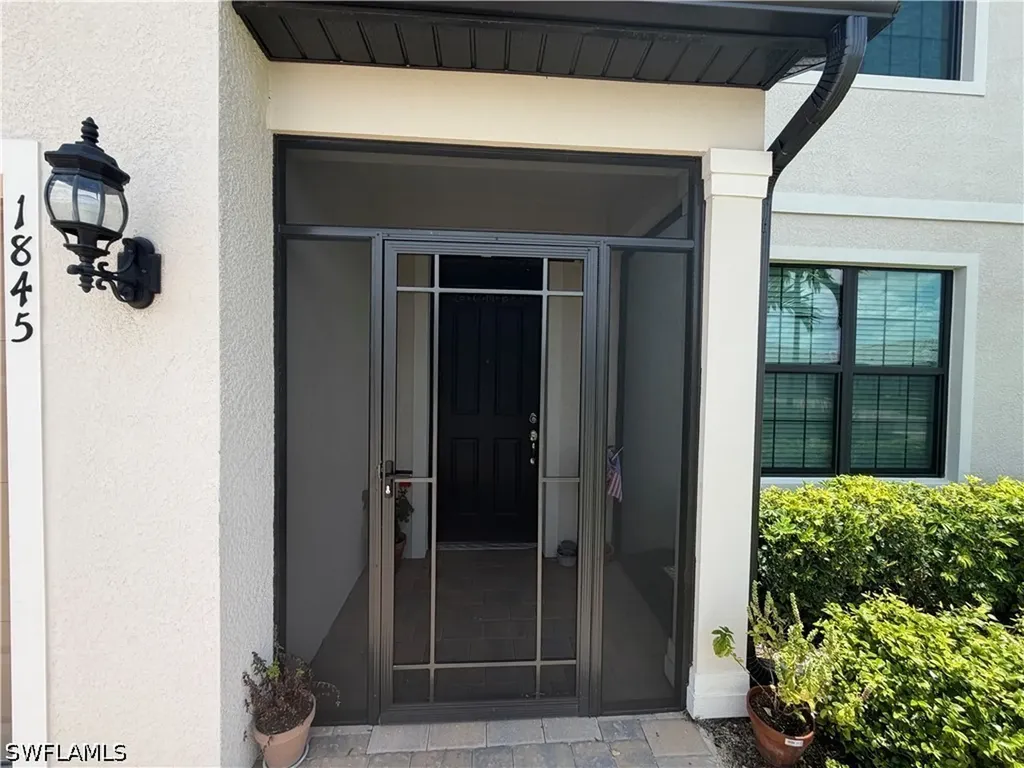 1845 Amador Court Naples FL 34120