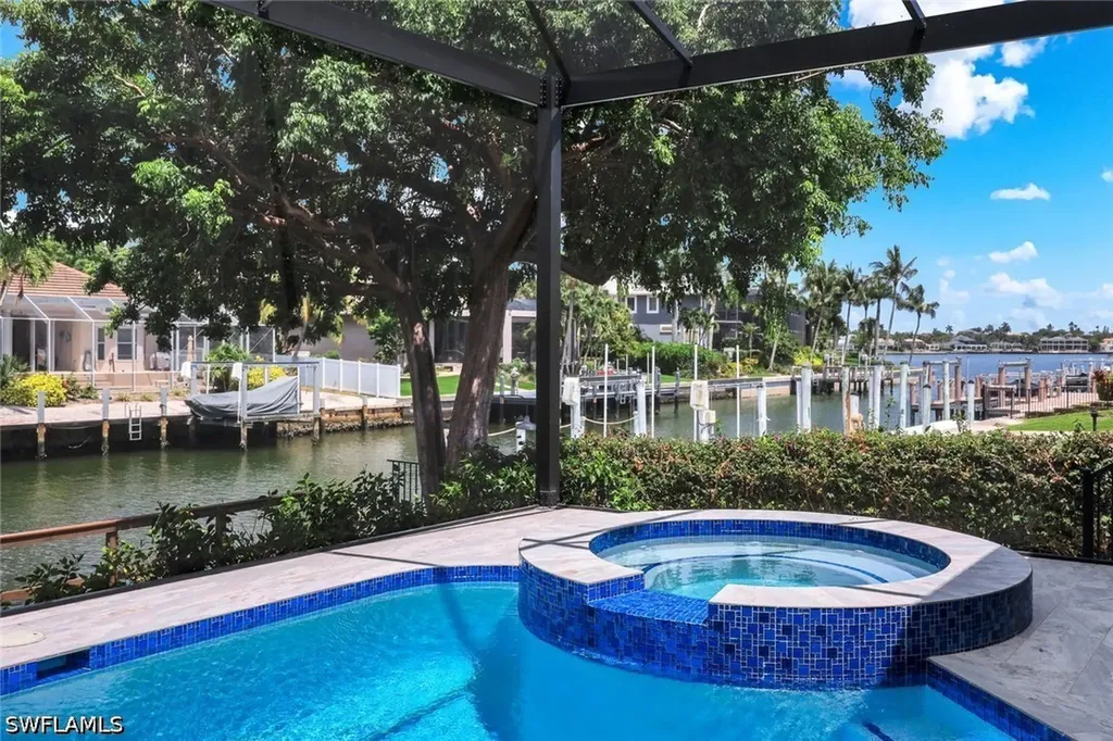 511 Alameda Court Marco Island FL 34145