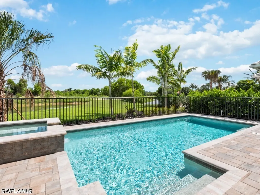 3340 Kumamoto Lane Naples FL 34114