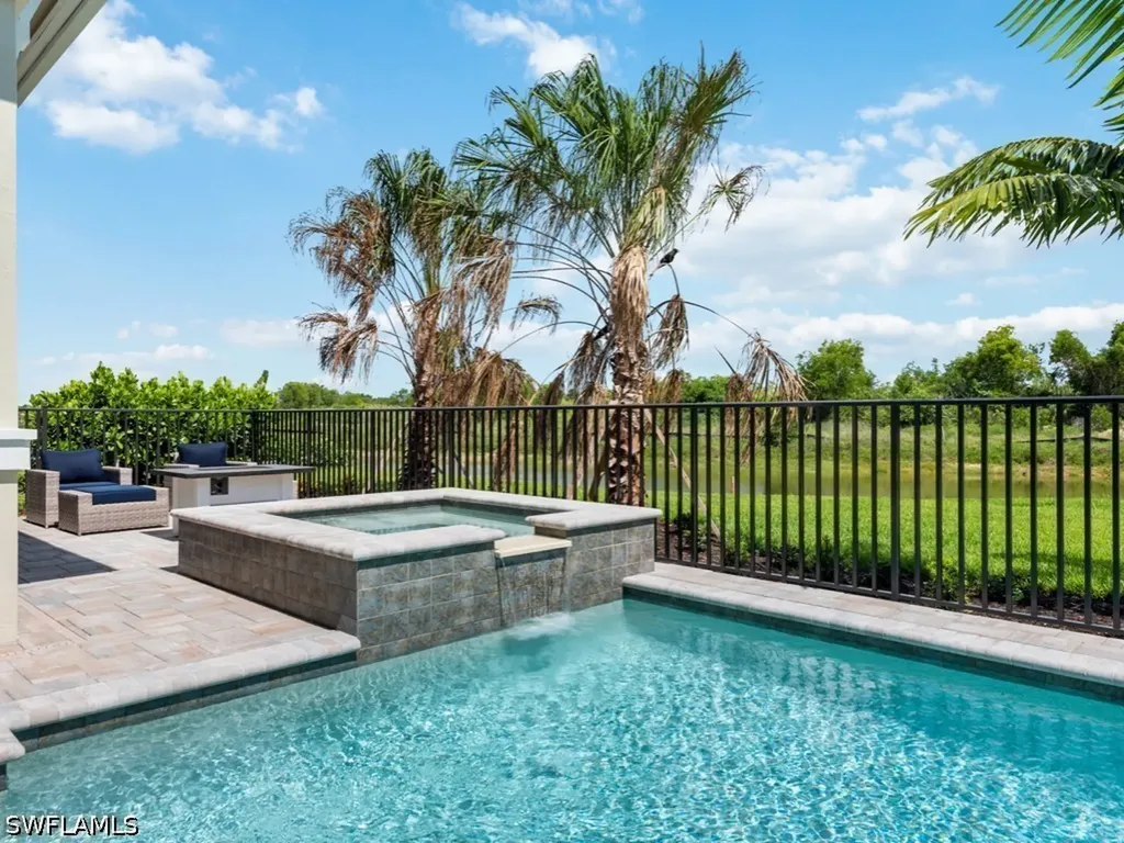 3340 Kumamoto Lane Naples FL 34114