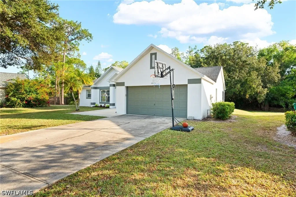 7780 Scarlet Court Naples FL 34104