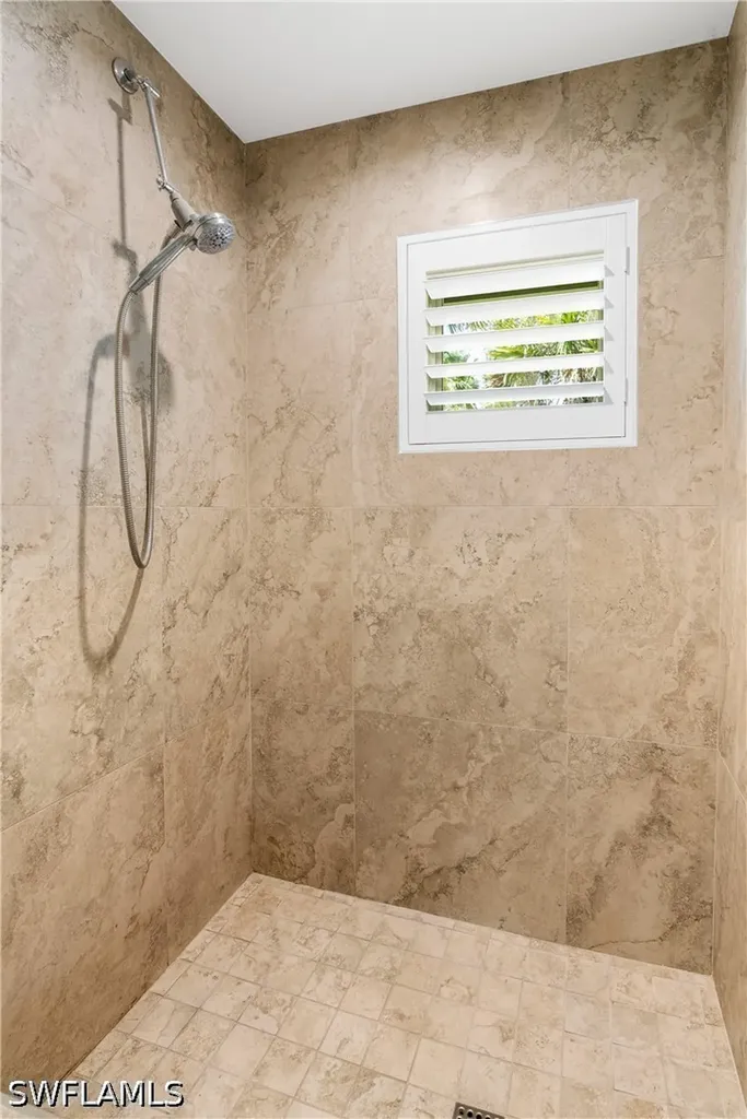 10173 Gulf Shore Drive Naples FL 34108