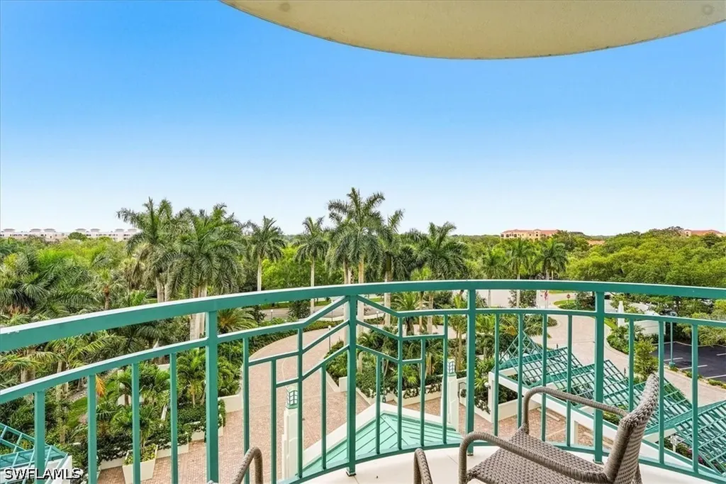 7515 Pelican Bay Boulevard Naples FL 34108