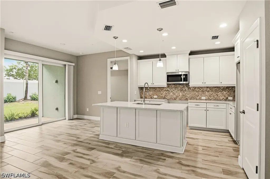 2664 Seychelles Circle Naples FL 34112