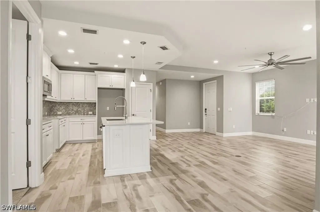 2664 Seychelles Circle Naples FL 34112
