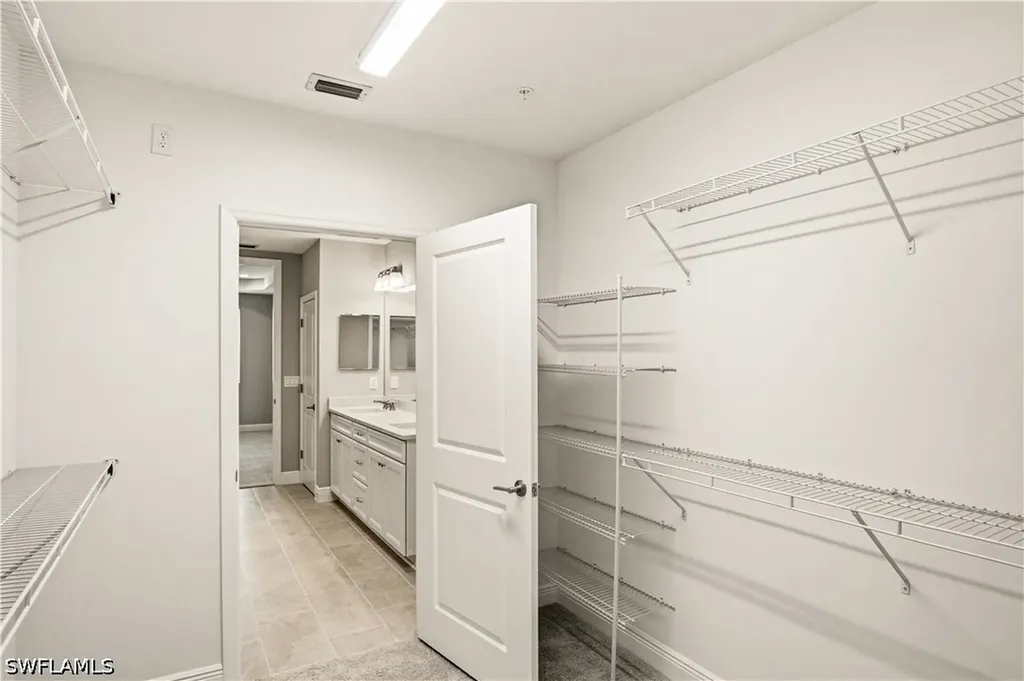 2664 Seychelles Circle Naples FL 34112