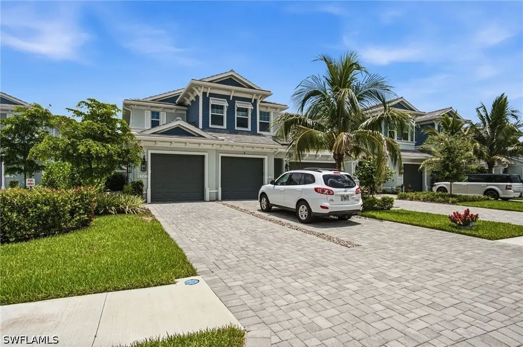 2664 Seychelles Circle Naples FL 34112