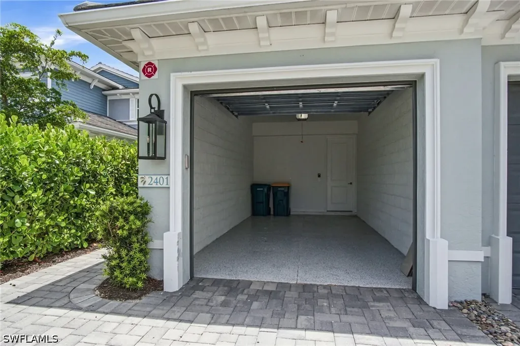 2664 Seychelles Circle Naples FL 34112