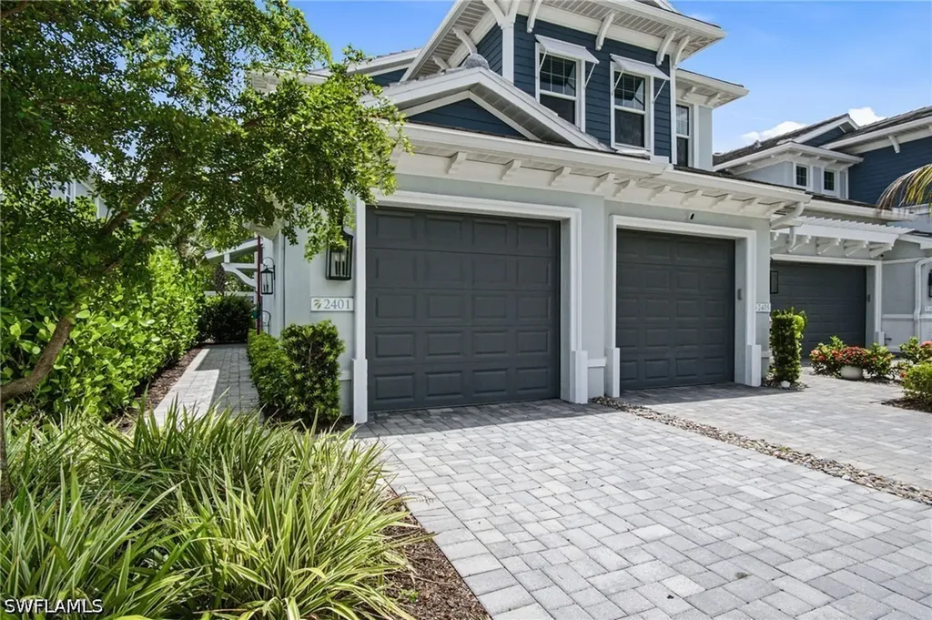 2664 Seychelles Circle Naples FL 34112