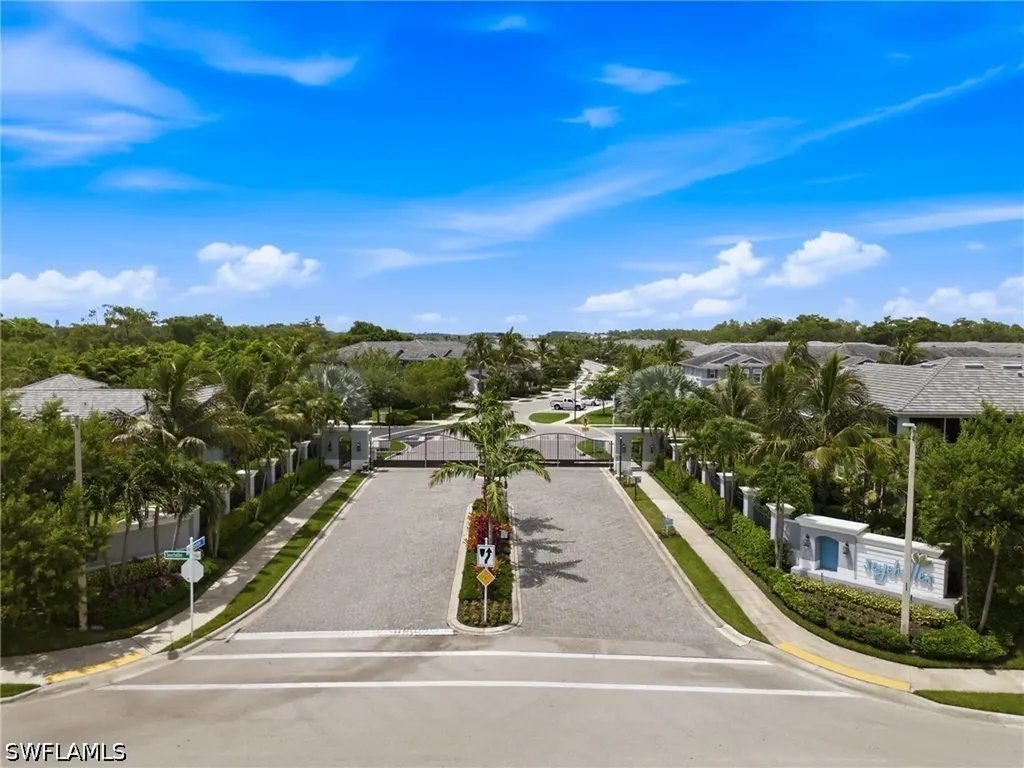 2664 Seychelles Circle Naples FL 34112
