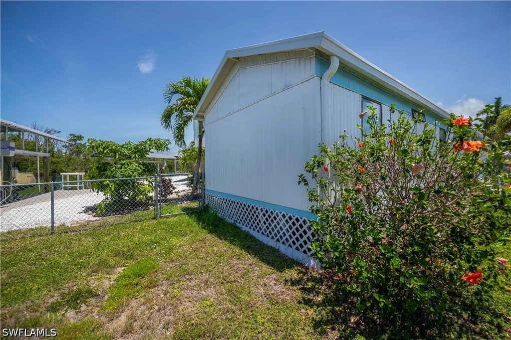3965 Phoenix Drive St. James City FL 33956
