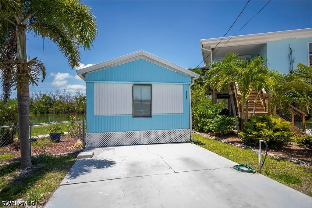 3965 Phoenix Drive St. James City FL 33956