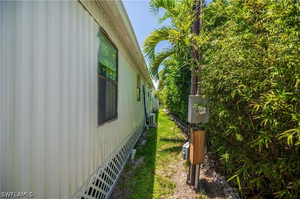 3965 Phoenix Drive St. James City FL 33956