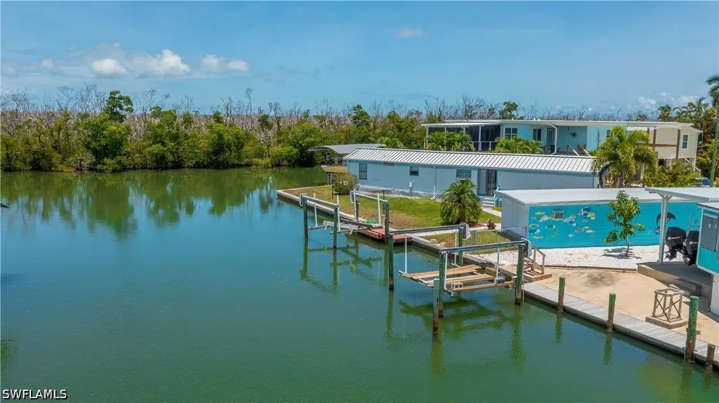3965 Phoenix Drive St. James City FL 33956