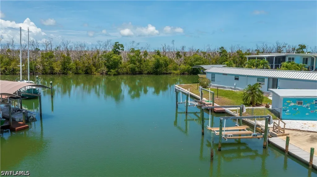 3965 Phoenix Drive St. James City FL 33956