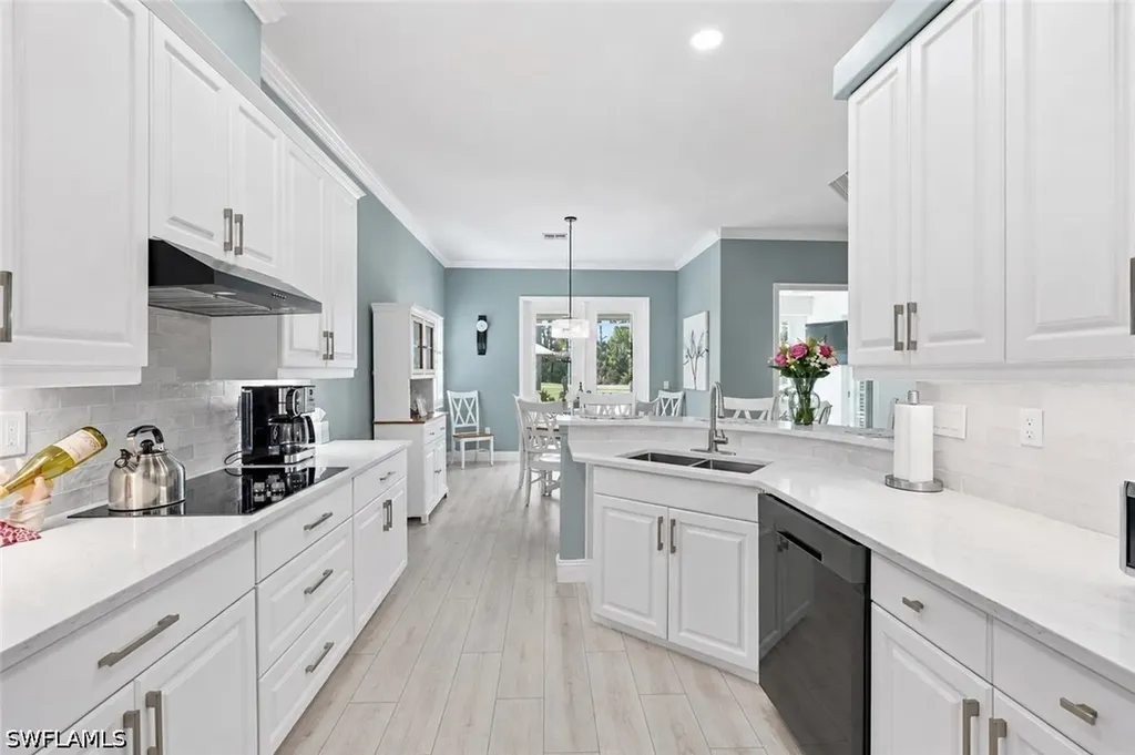 3662 Grand Cypress Drive Naples FL 34119