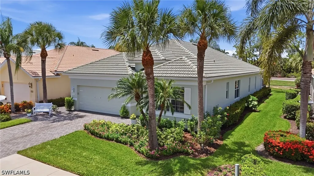 3662 Grand Cypress Drive Naples FL 34119