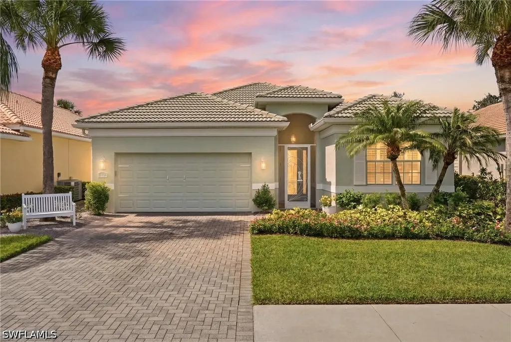 3662 Grand Cypress Drive Naples FL 34119