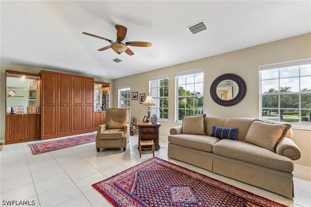 4395 Dover Court Naples FL 34105