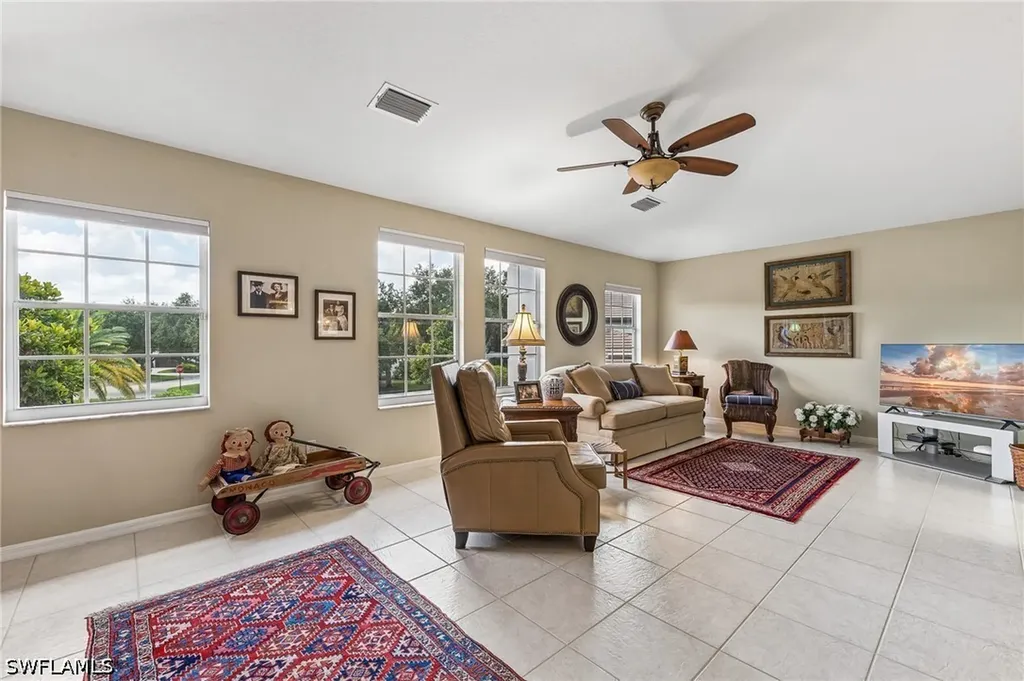 4395 Dover Court Naples FL 34105