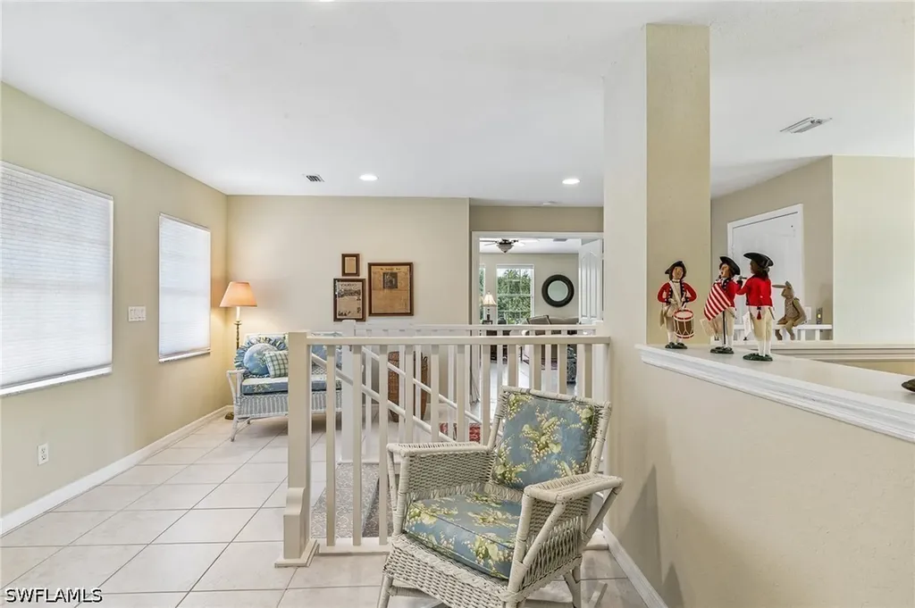 4395 Dover Court Naples FL 34105