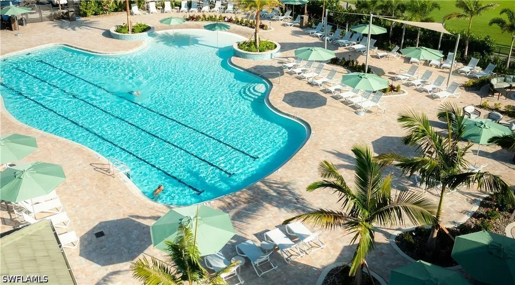 4395 Dover Court Naples FL 34105