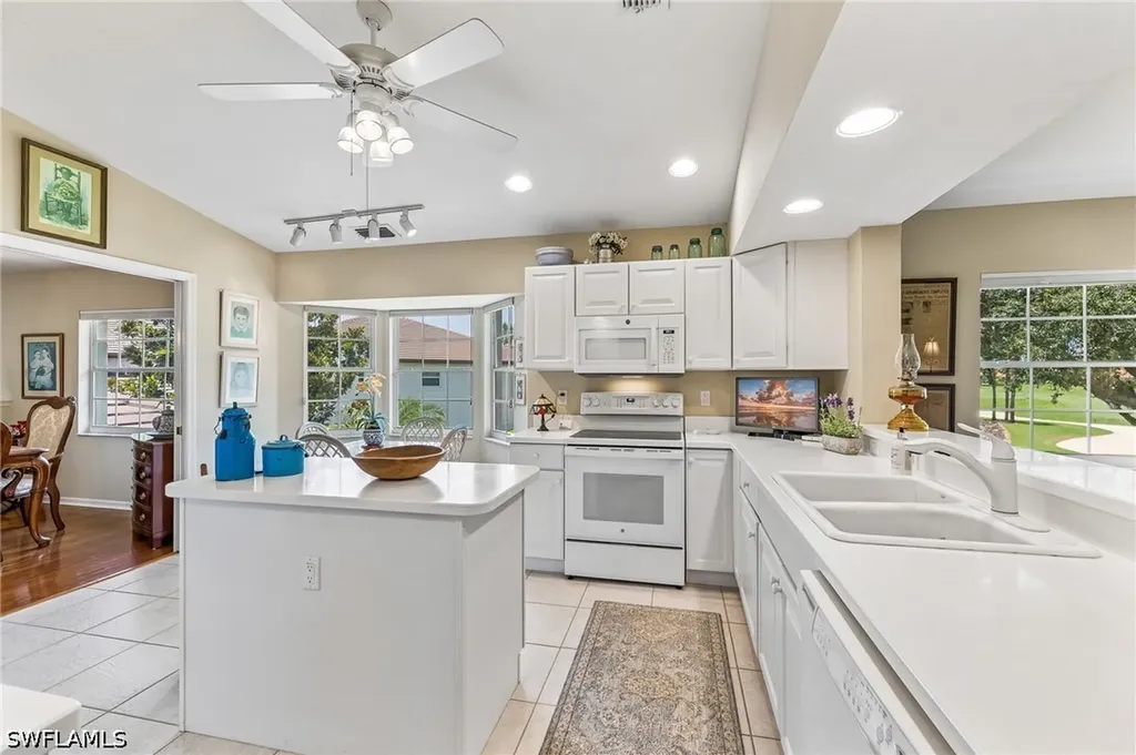 4395 Dover Court Naples FL 34105